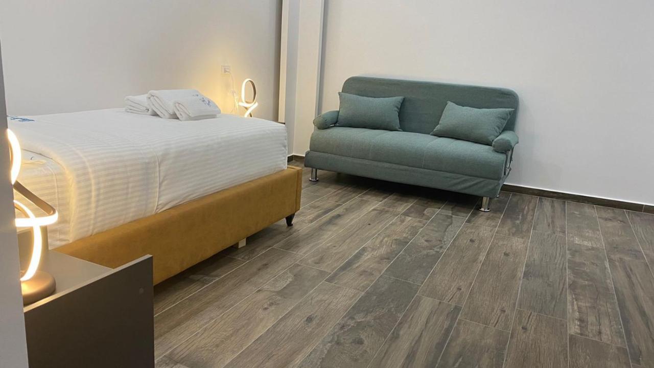 Bujtina Xhabakja Hotell Belsh Eksteriør bilde